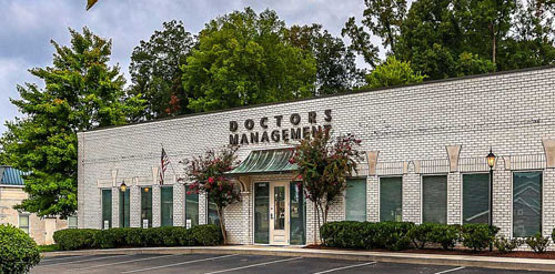 Exterior view of a DoctorsManagement office.